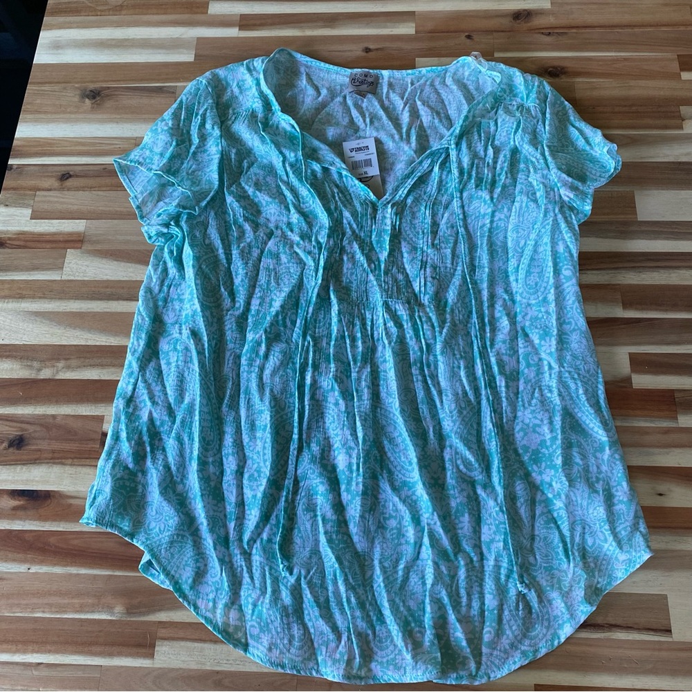 NWT Women’s Blouse